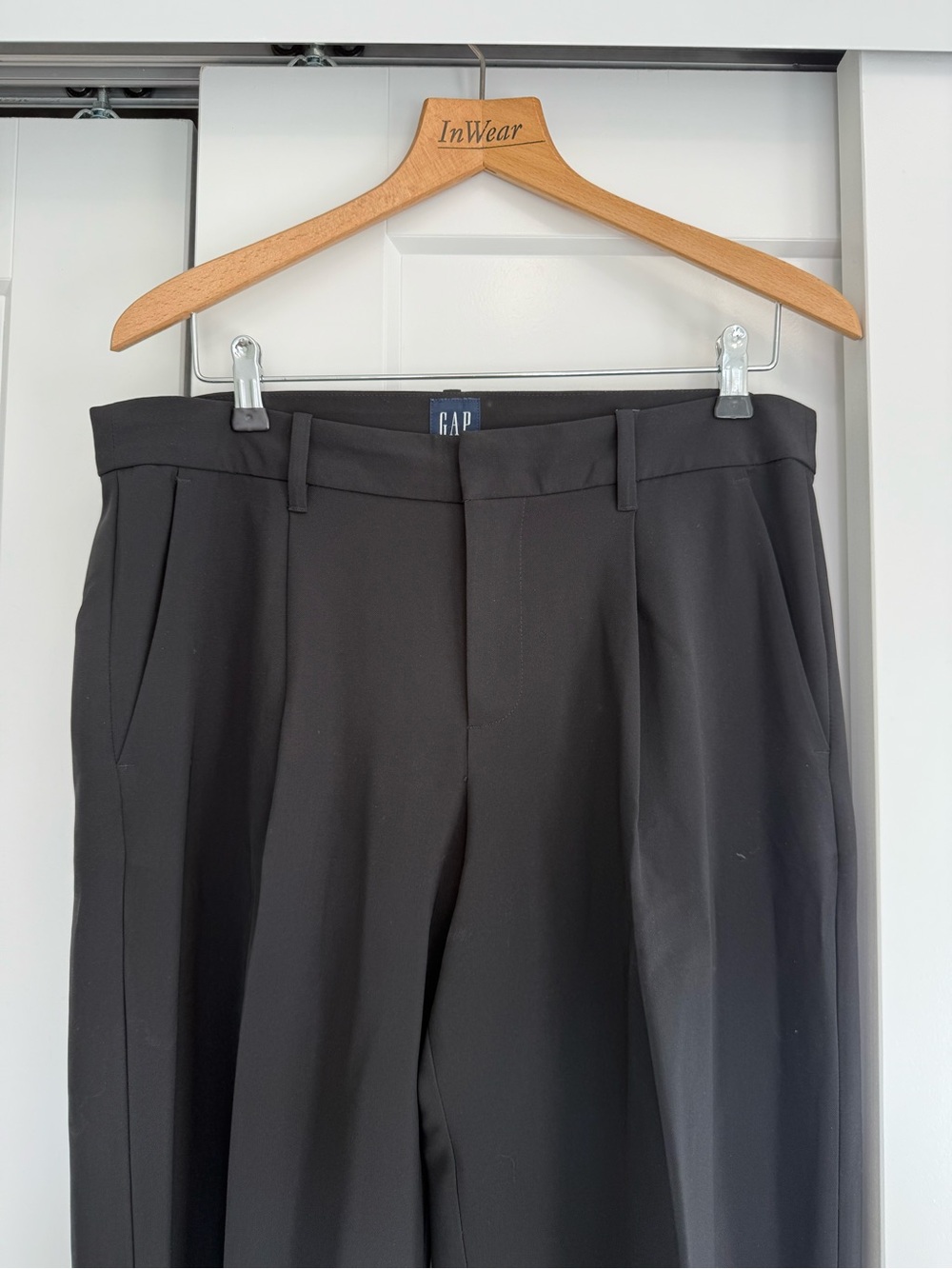 GAP Women Black Dress Pants